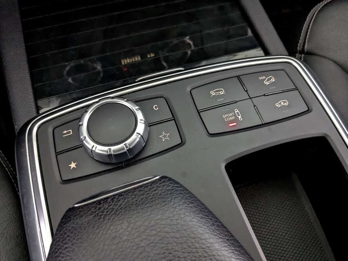 Mercedes-Benz GL-Класс с пробегом — 2014 год. Фото: #21