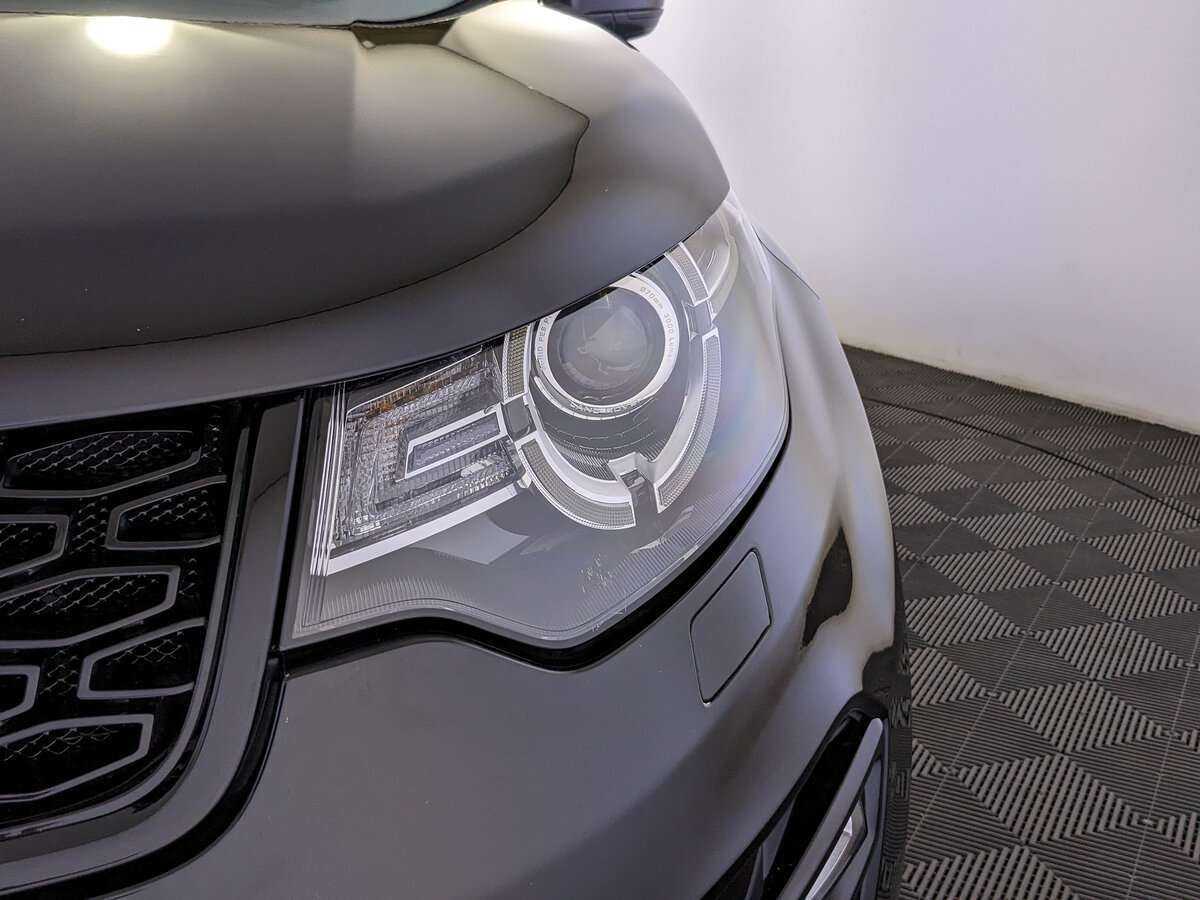 Land Rover Discovery Sport с пробегом — 2017 год. Фото: #10