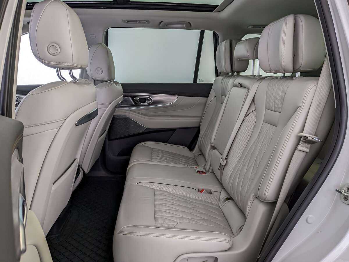 GAC GS8 с пробегом — 2023 год. Фото: #10