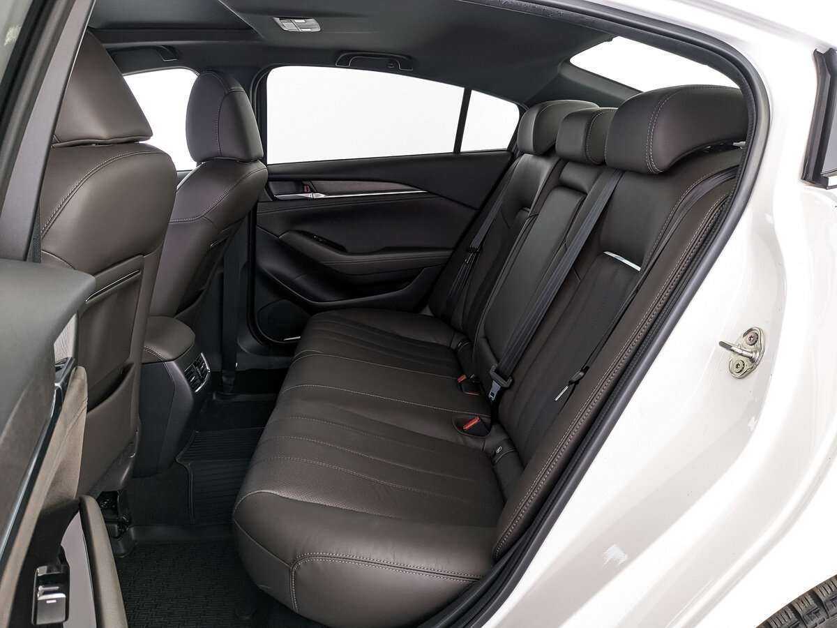 Mazda 6 с пробегом — 2022 год. Фото: #12