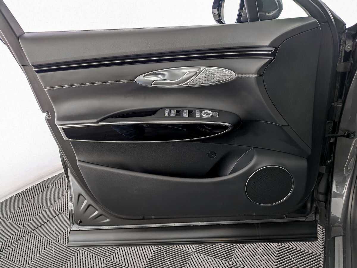 Genesis GV70 с пробегом — 2021 год. Фото: #14