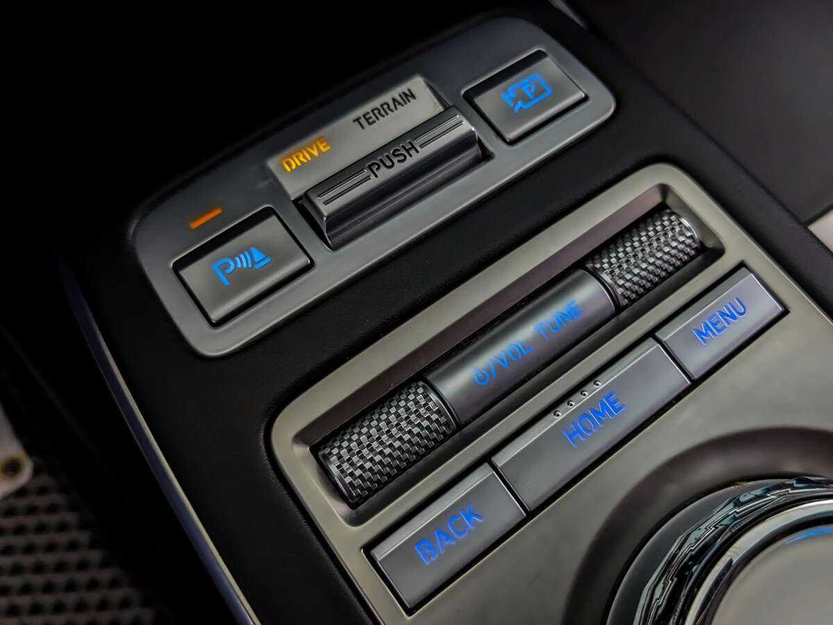 Genesis GV70 с пробегом — 2021 год. Фото: #23