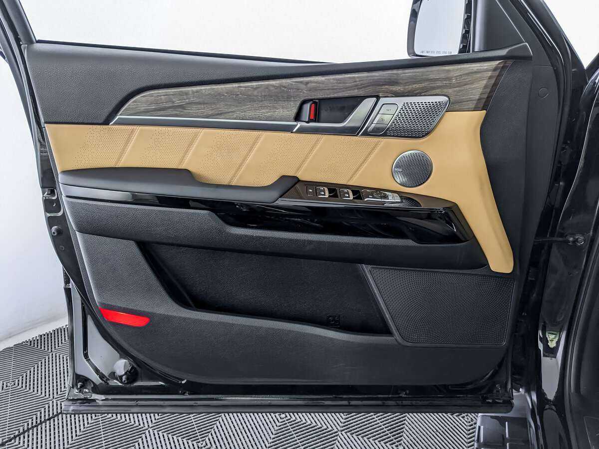 Kia Mohave с пробегом — 2021 год. Фото: #13