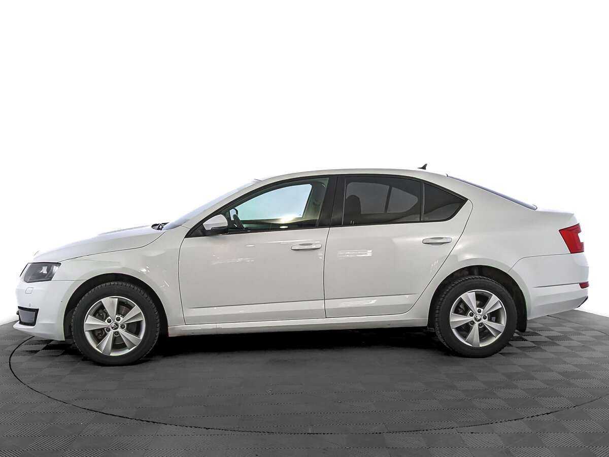 Skoda Octavia с пробегом — 2016 год. Фото: #6