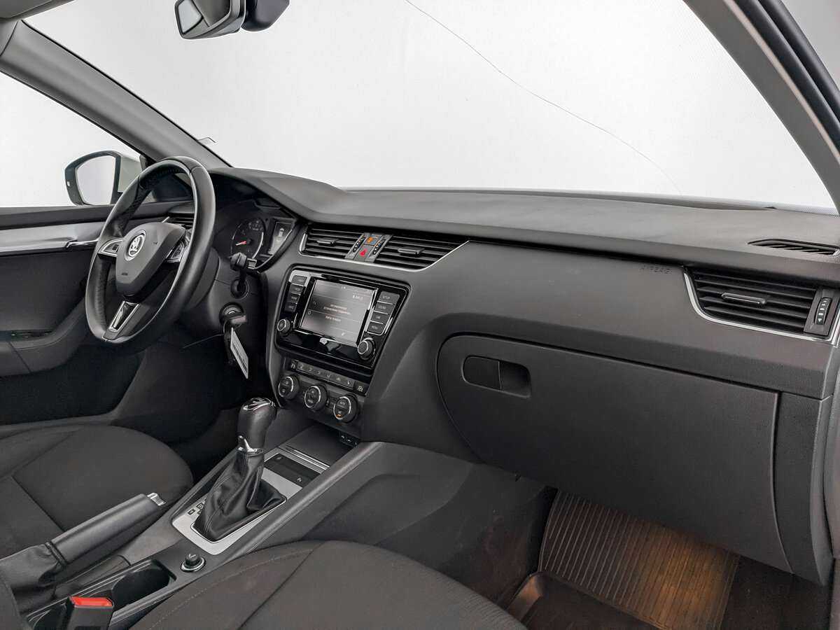 Skoda Octavia с пробегом — 2016 год. Фото: #7