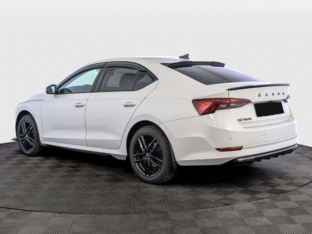 Skoda Octavia с пробегом — 2021 год. Фото: #5
