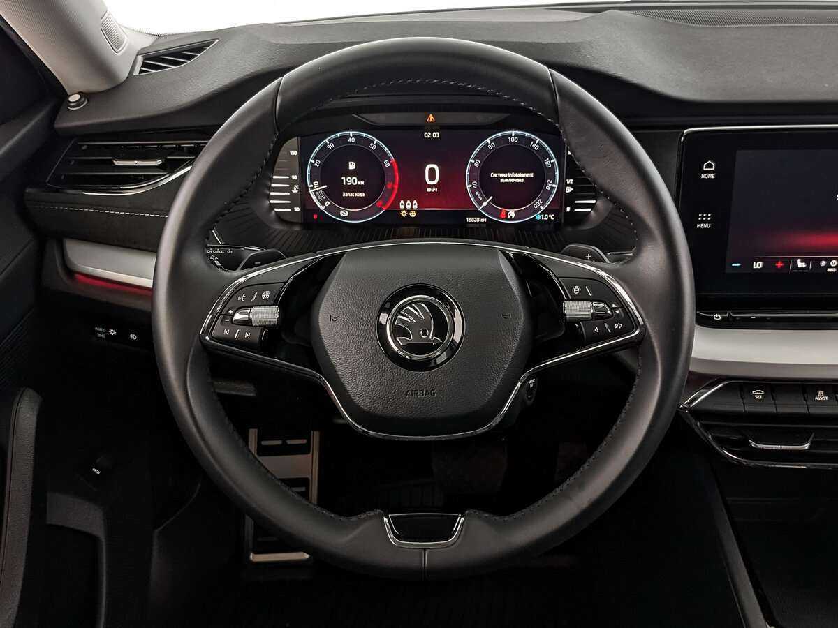 Skoda Octavia с пробегом — 2021 год. Фото: #18