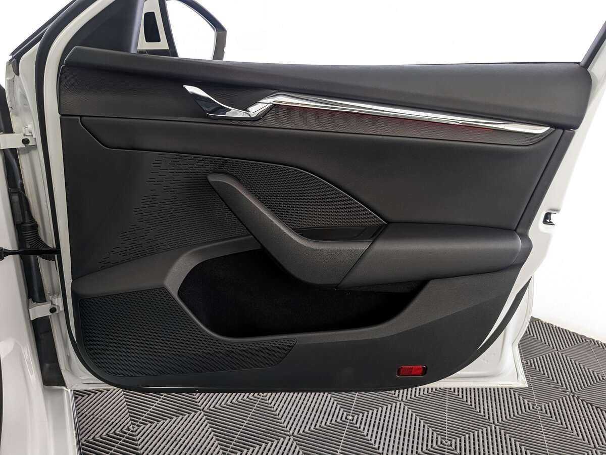Skoda Octavia с пробегом — 2021 год. Фото: #21