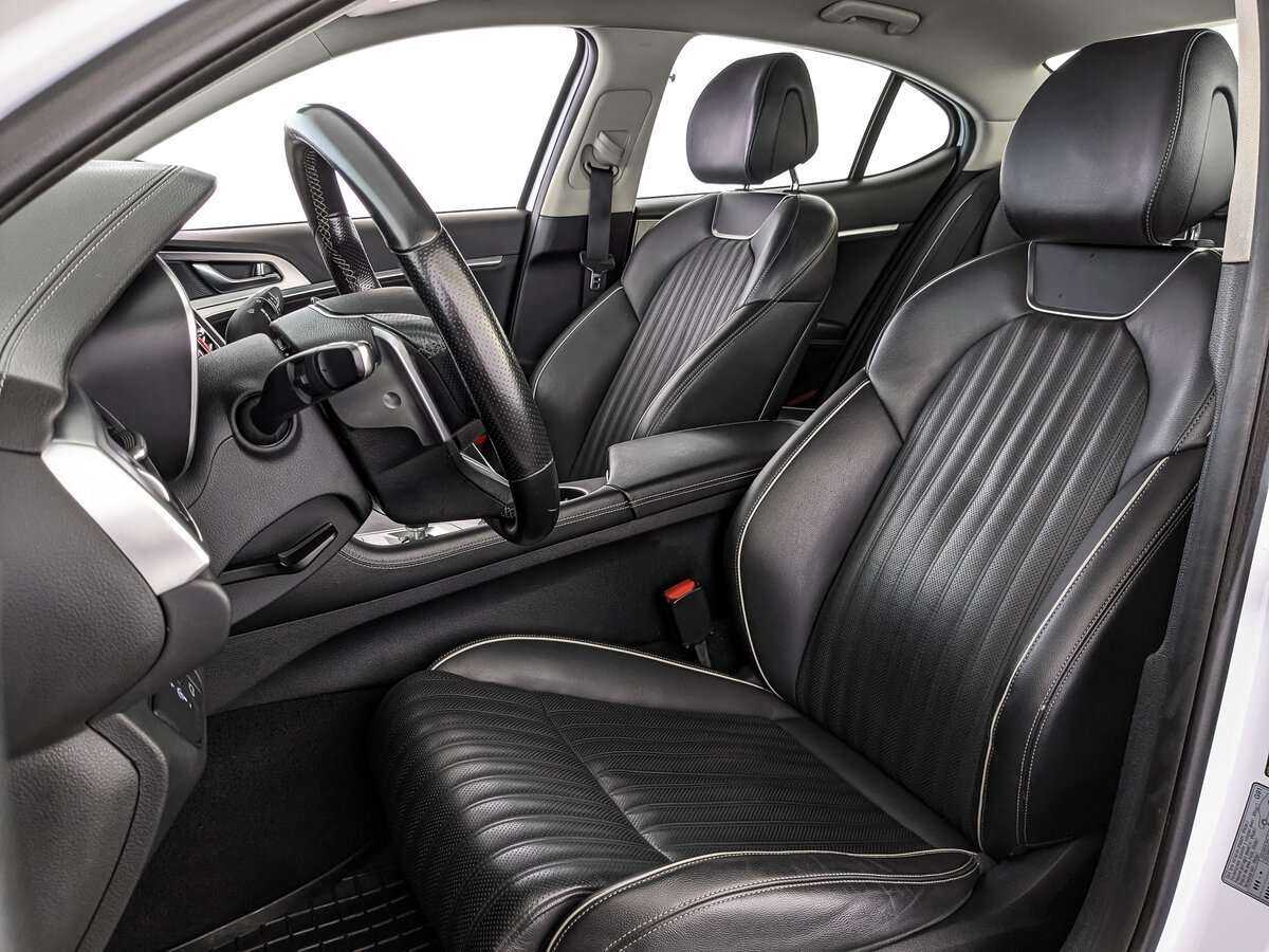 Genesis G70 с пробегом — 2019 год. Фото: #14