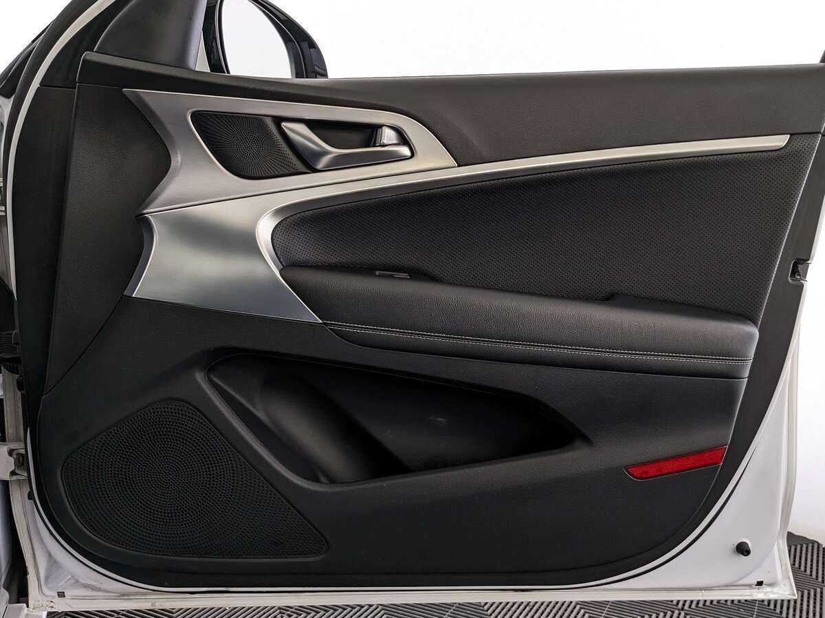 Genesis G70 с пробегом — 2019 год. Фото: #18