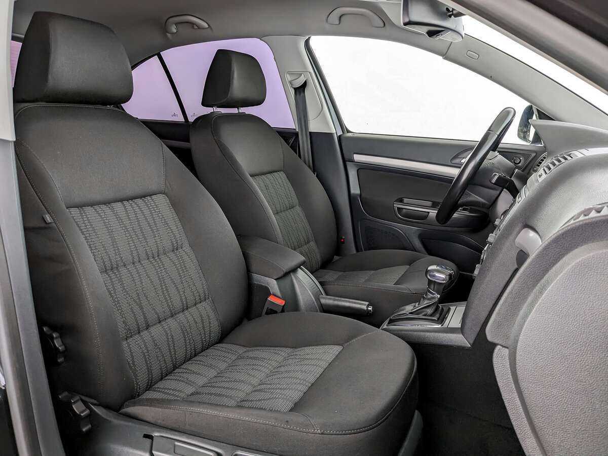 Skoda Octavia с пробегом — 2011 год. Фото: #20