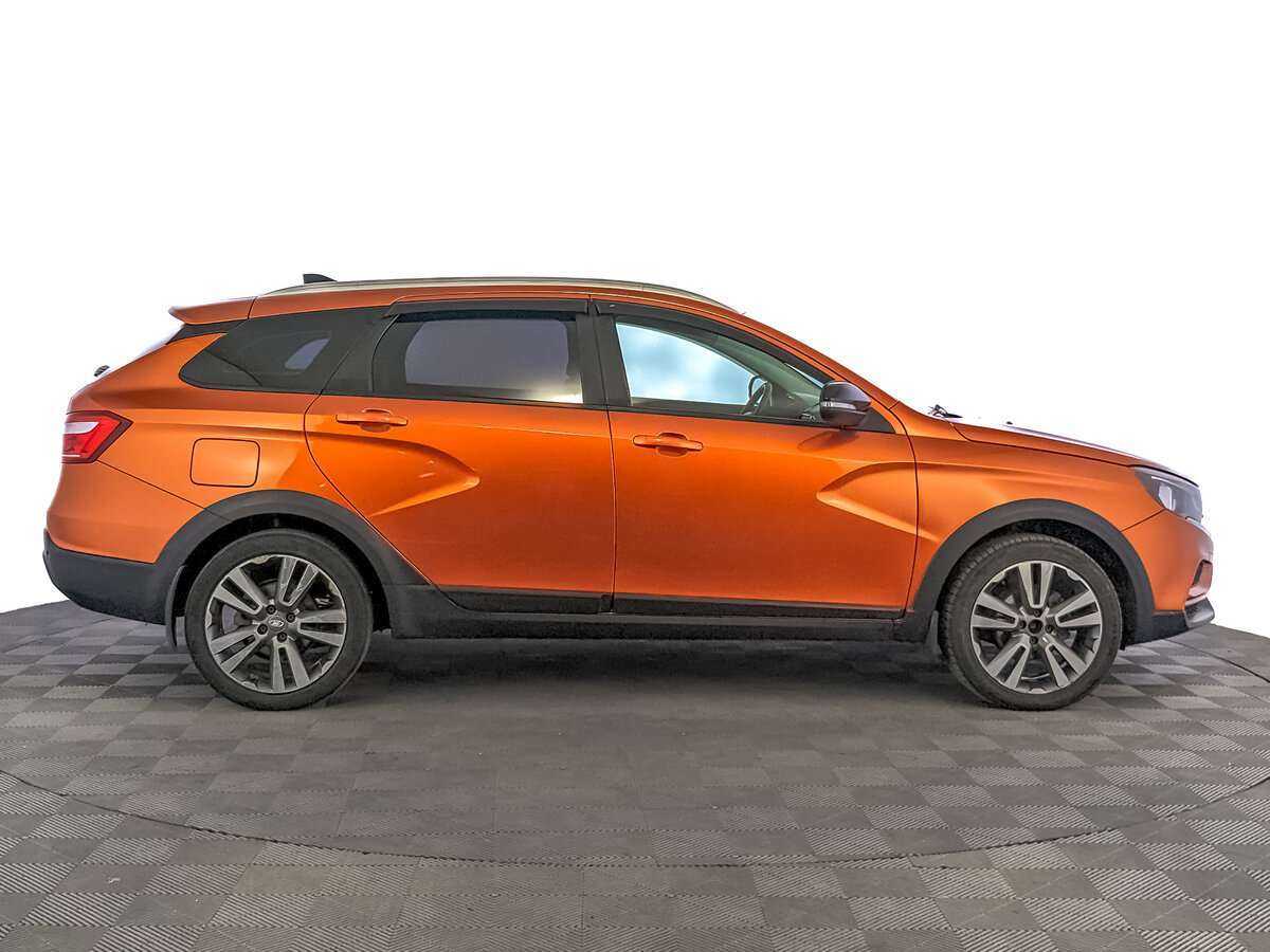 Lada (ВАЗ) Vesta с пробегом — 2021 год. Фото: #3