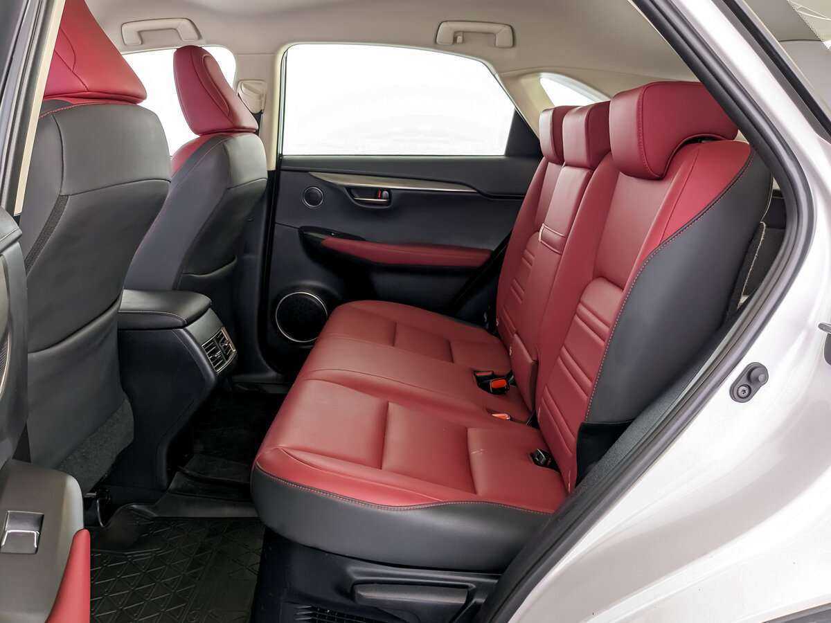 Lexus NX с пробегом — 2019 год. Фото: #9