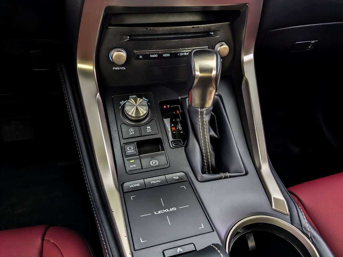 Lexus NX с пробегом — 2019 год. Фото: #21