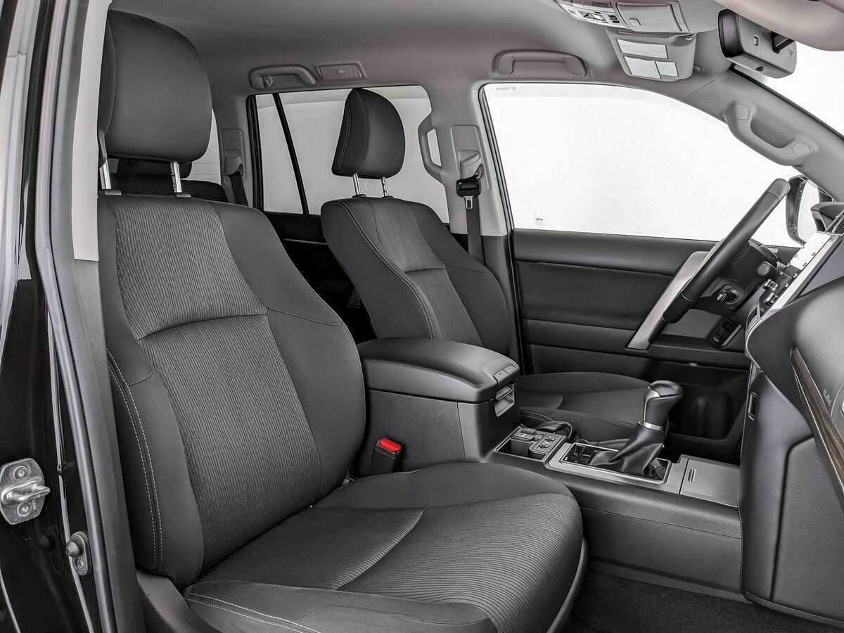 Toyota Land Cruiser Prado с пробегом — 2021 год. Фото: #16