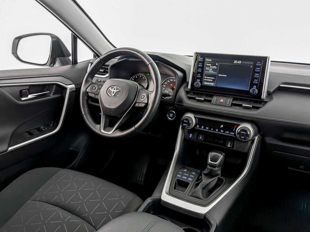 Toyota RAV4 с пробегом — 2020 год. Фото: #22