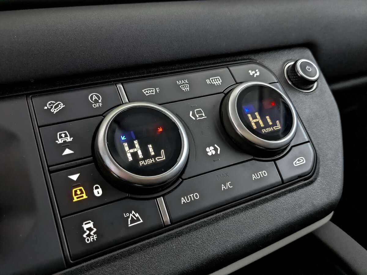 Land Rover Defender с пробегом — 2020 год. Фото: #19