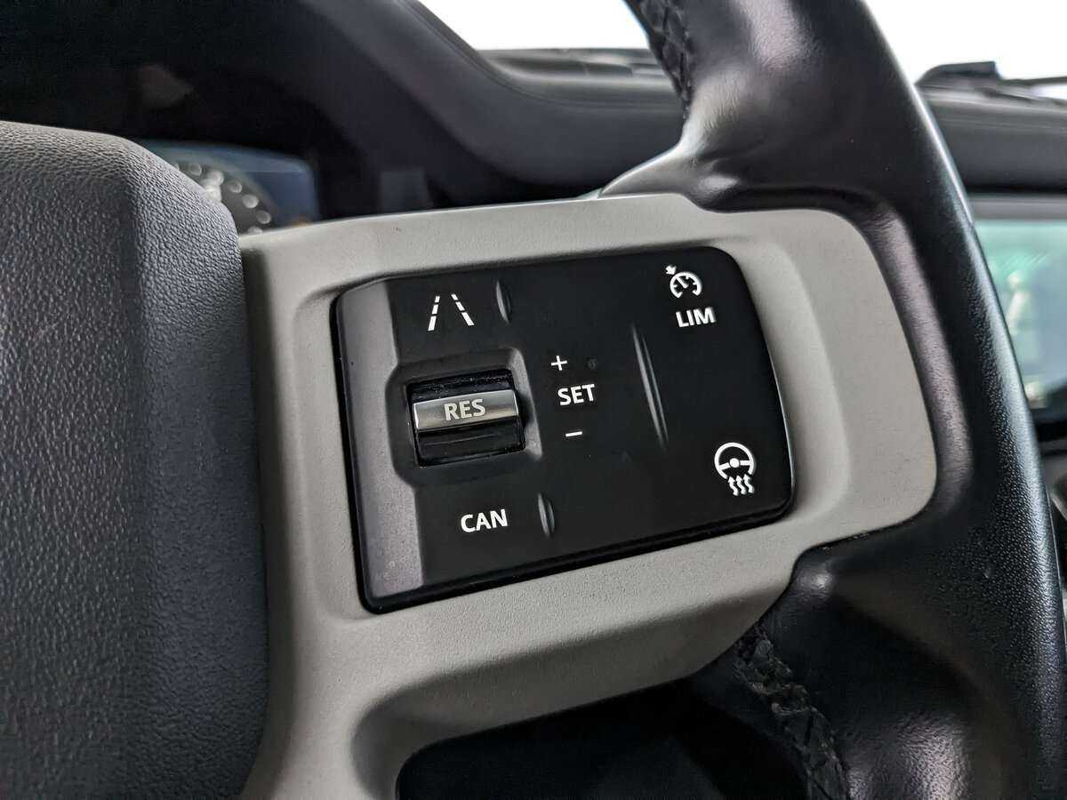 Land Rover Defender с пробегом — 2020 год. Фото: #21