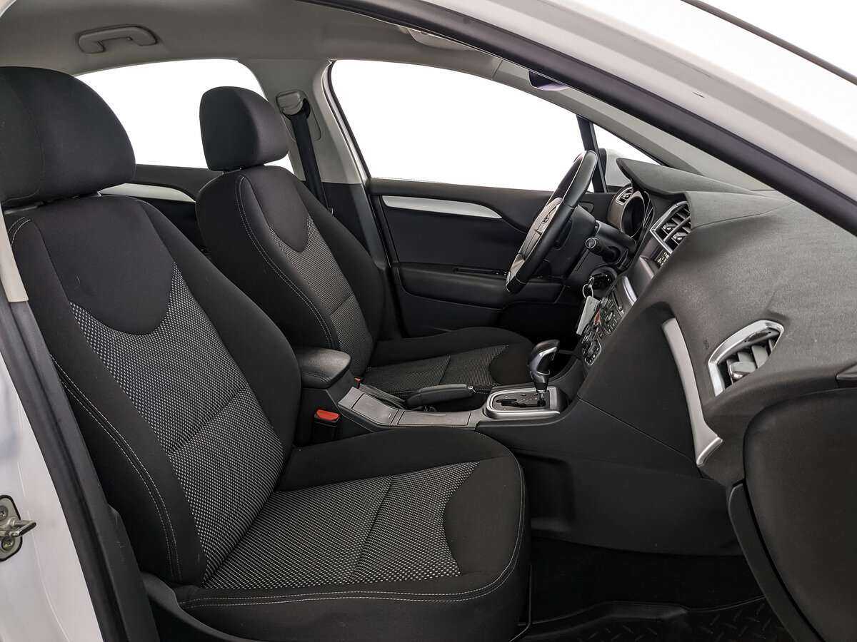 Citroen C4 с пробегом — 2016 год. Фото: #21