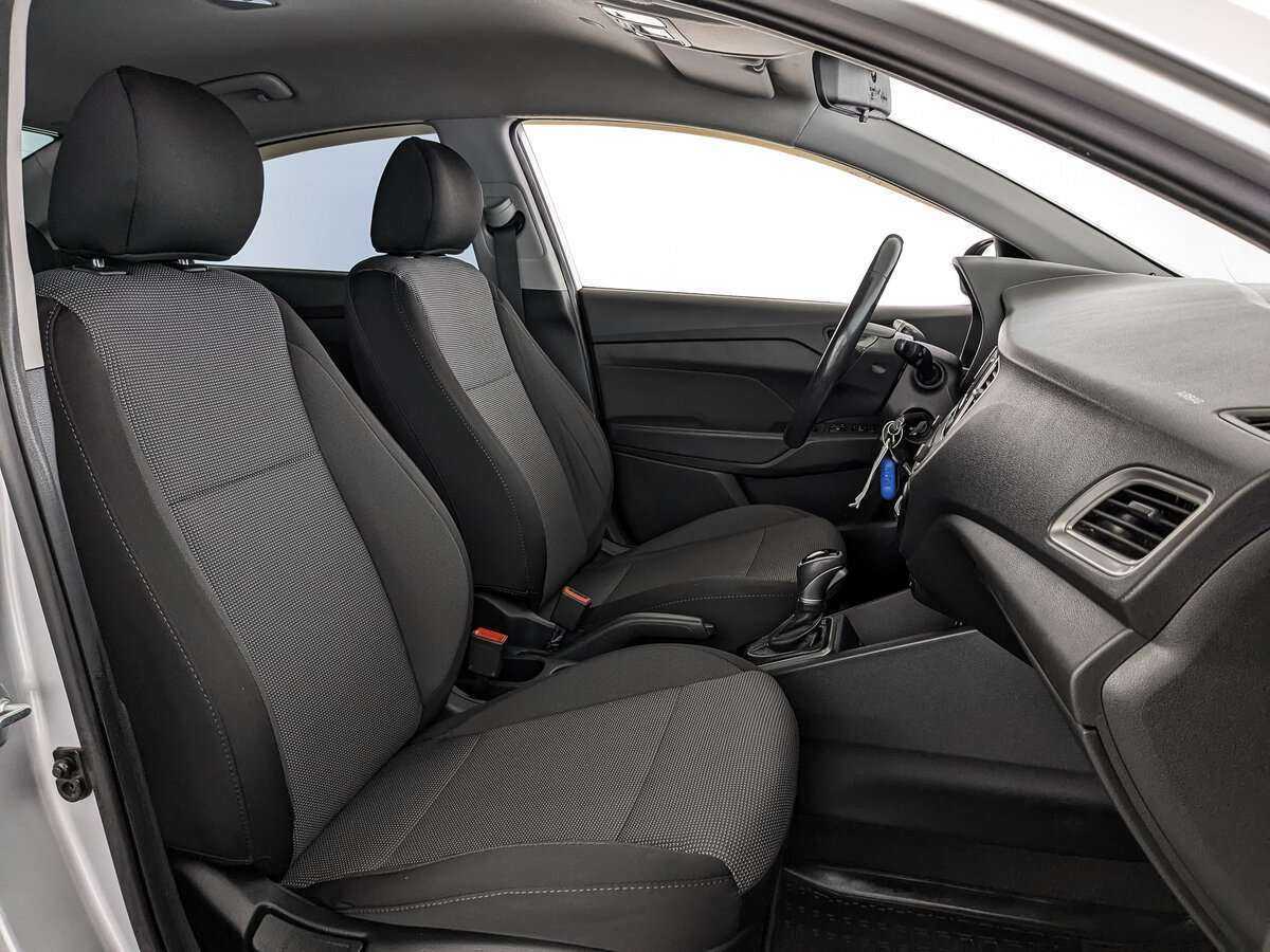 Hyundai Solaris с пробегом — 2019 год. Фото: #19