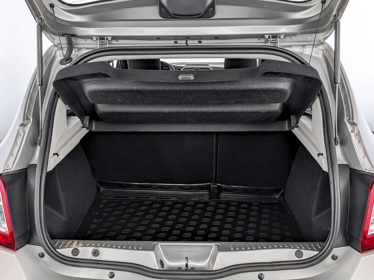 Renault Sandero с пробегом — 2021 год. Фото: #9