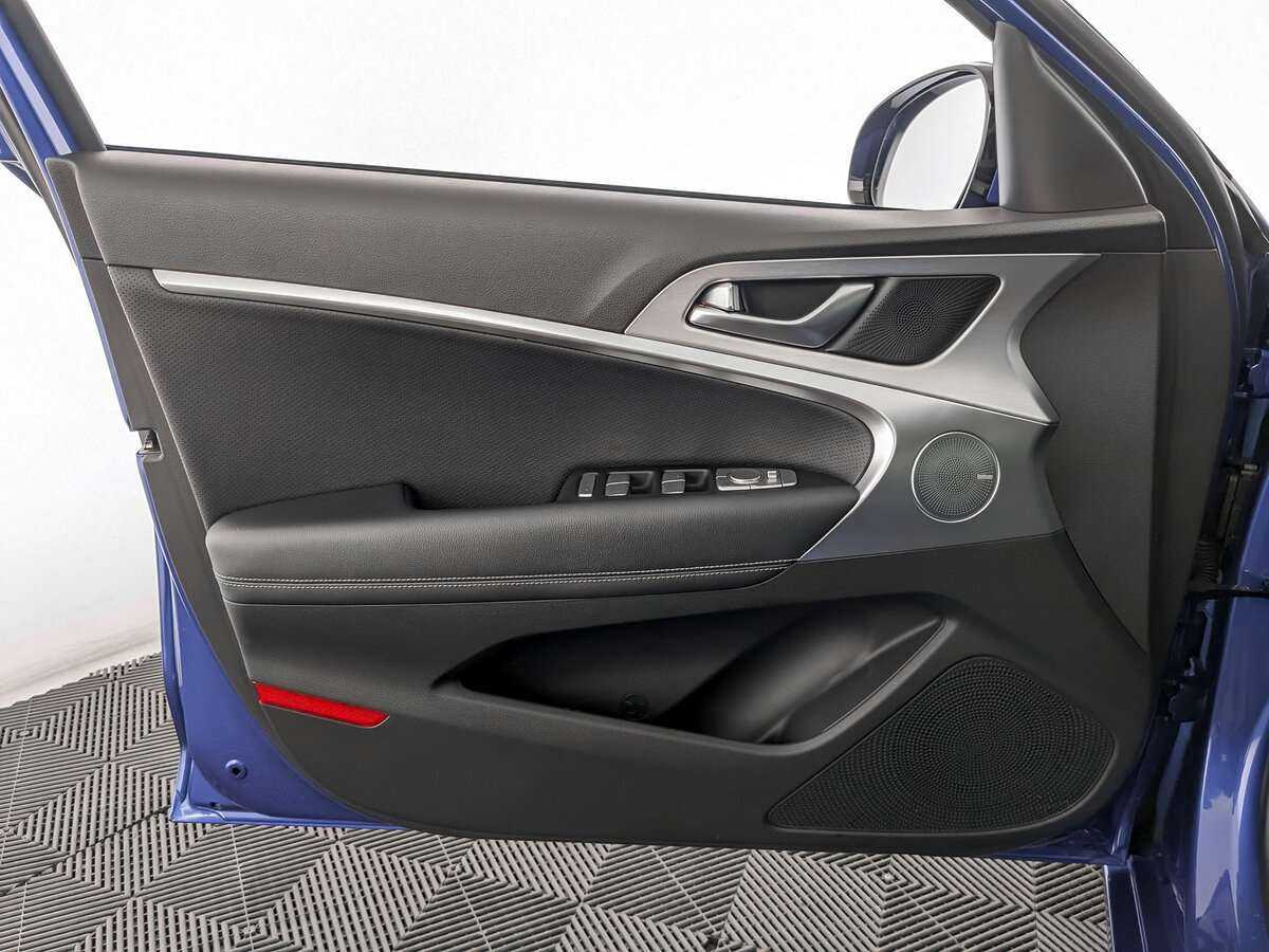 Genesis G70 с пробегом — 2020 год. Фото: #17