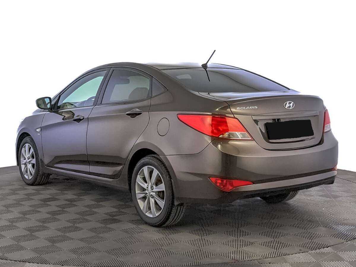 Hyundai Solaris с пробегом — 2016 год. Фото: #5