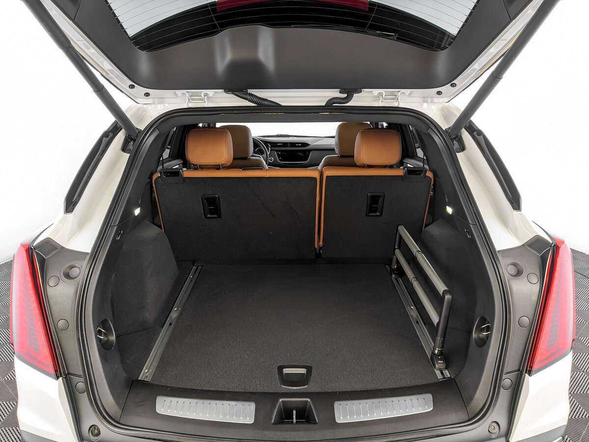 Cadillac XT5 с пробегом — 2021 год. Фото: #9