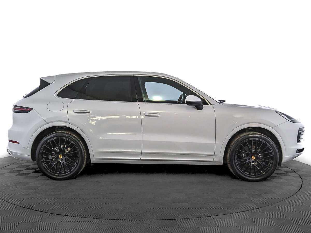 Porsche Cayenne с пробегом — 2018 год. Фото: #2