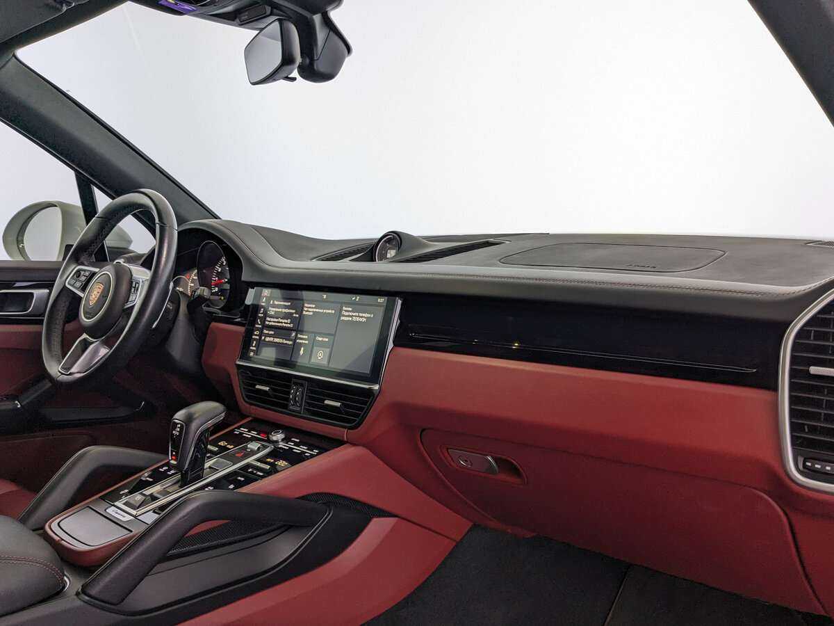 Porsche Cayenne с пробегом — 2018 год. Фото: #7