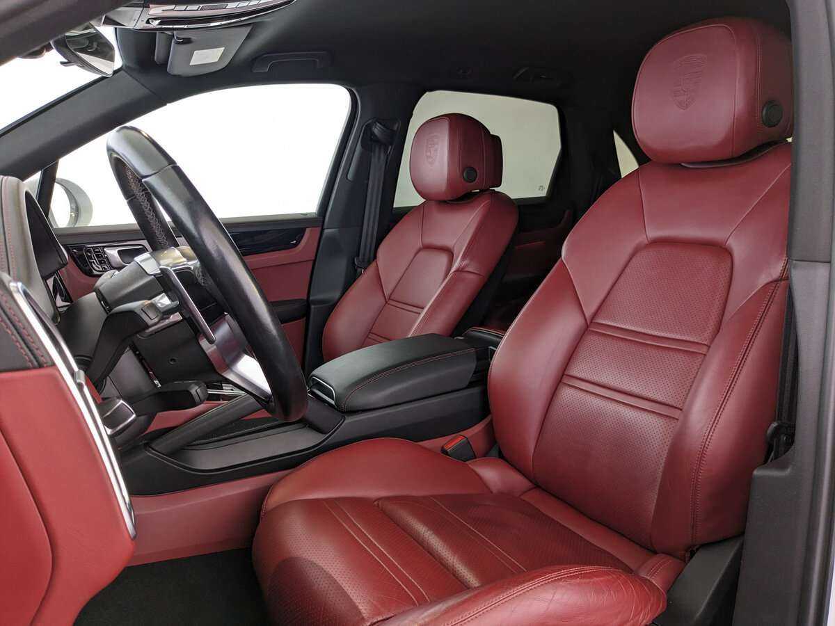 Porsche Cayenne с пробегом — 2018 год. Фото: #14