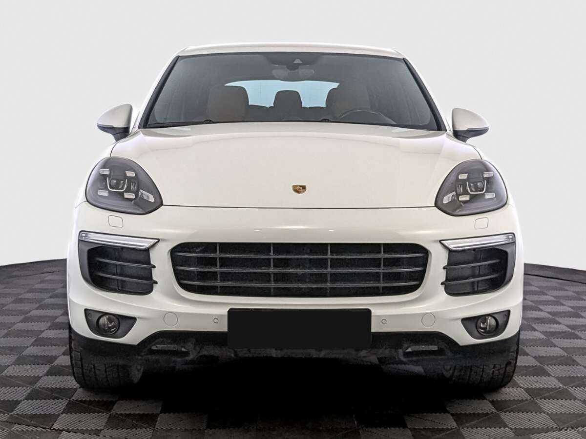 Porsche Cayenne с пробегом — 2016 год. Фото: #1