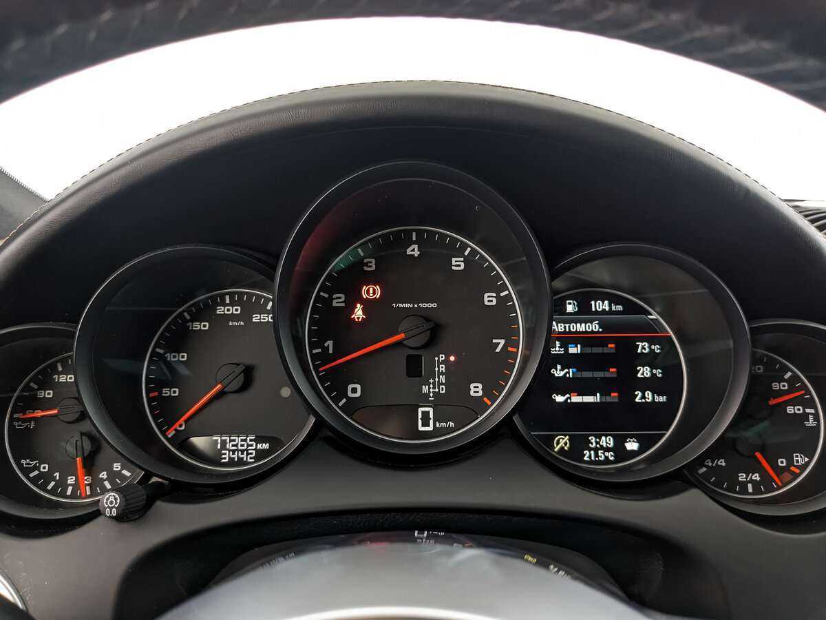 Porsche Cayenne с пробегом — 2016 год. Фото: #11