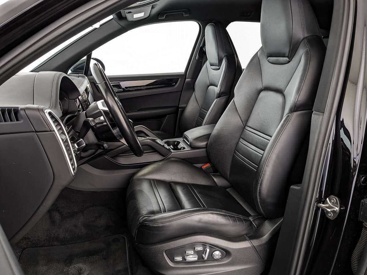 Porsche Cayenne с пробегом — 2018 год. Фото: #19