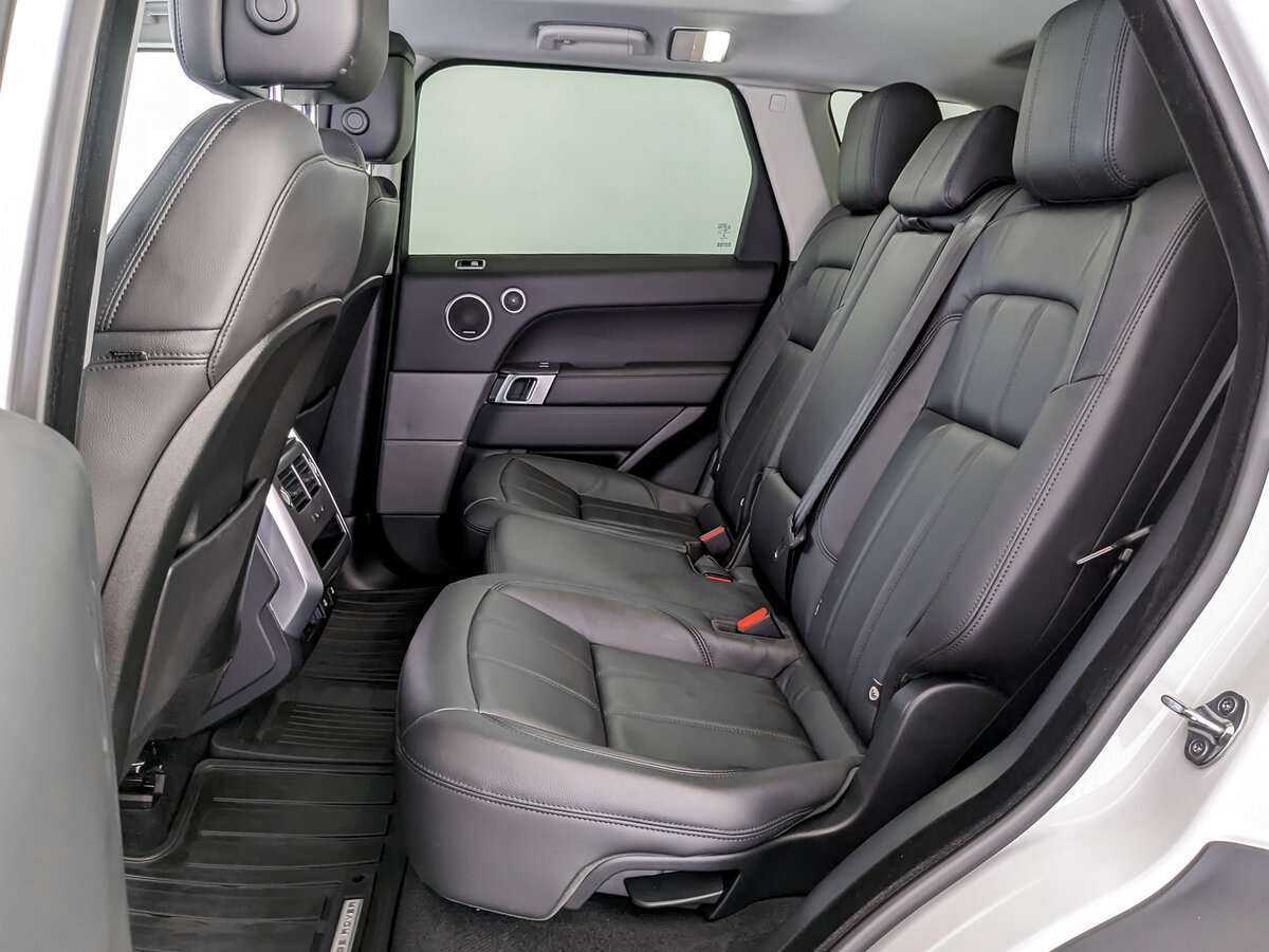 Land Rover Range Rover Sport с пробегом — 2020 год. Фото: #8