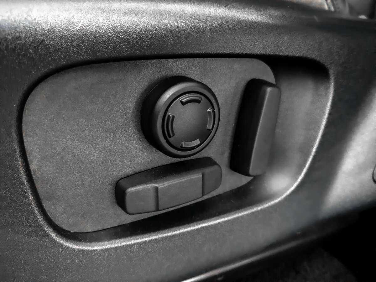 Land Rover Range Rover Sport с пробегом — 2020 год. Фото: #15