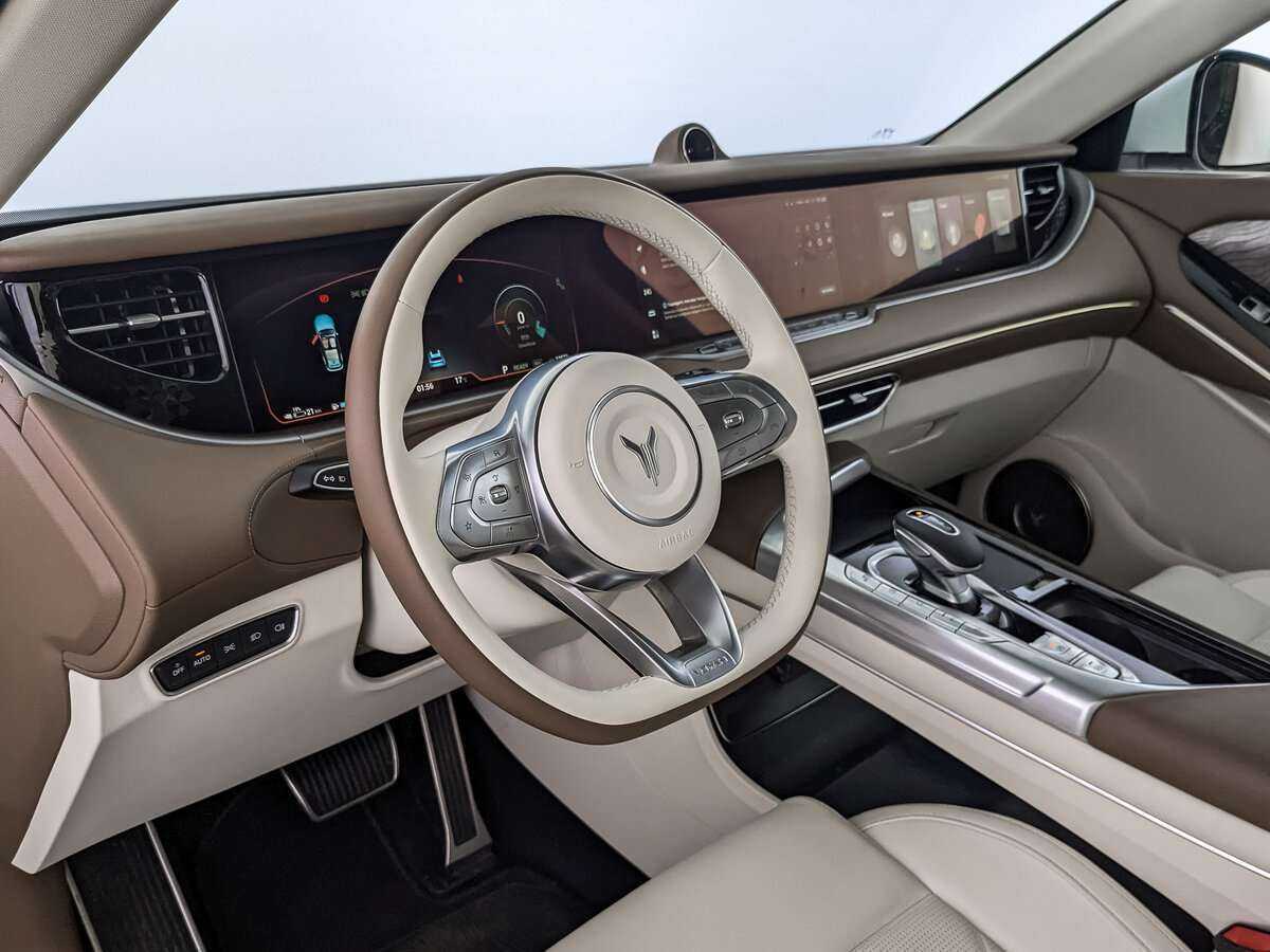 Voyah Free с пробегом — 2023 год. Фото: #9