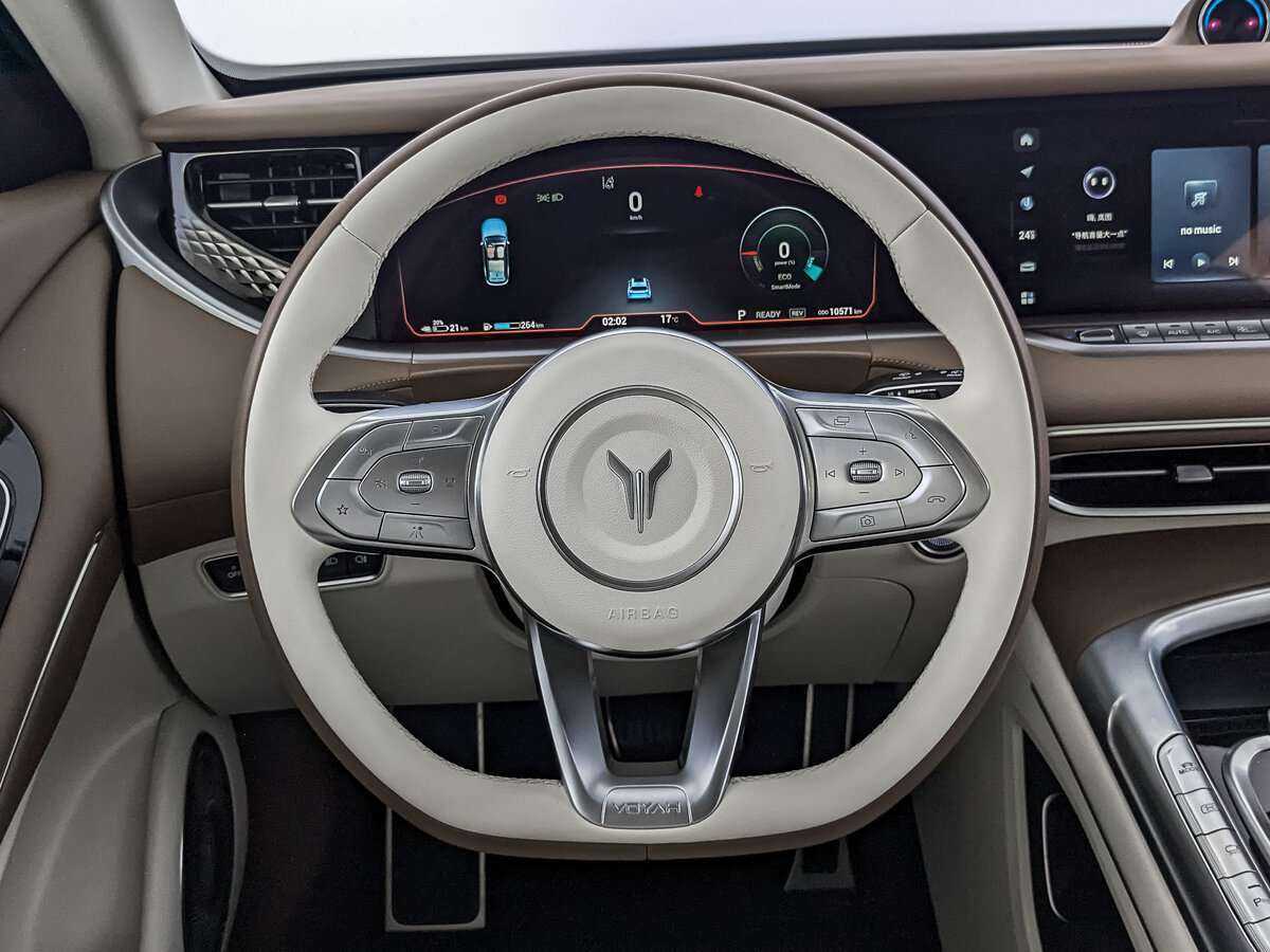 Voyah Free с пробегом — 2023 год. Фото: #16