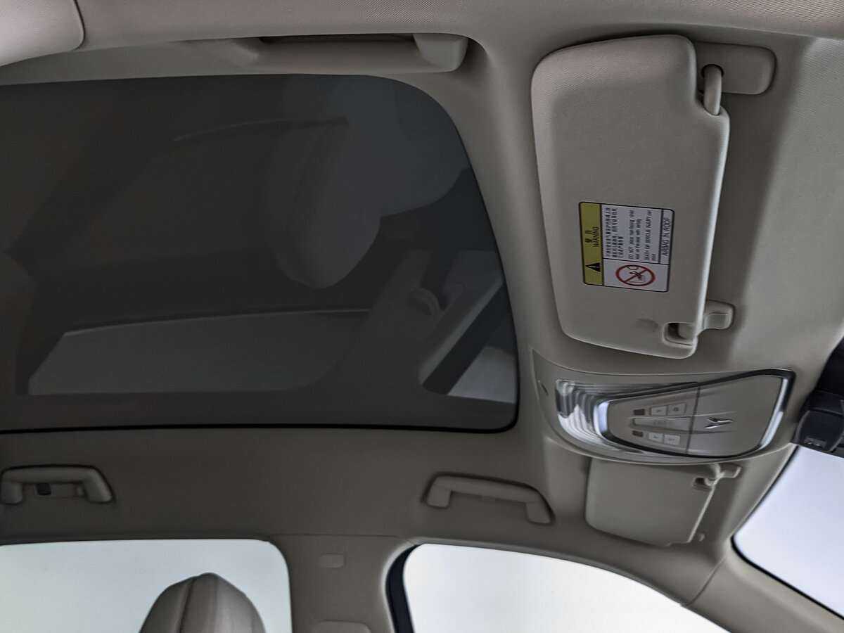 Voyah Free с пробегом — 2023 год. Фото: #17