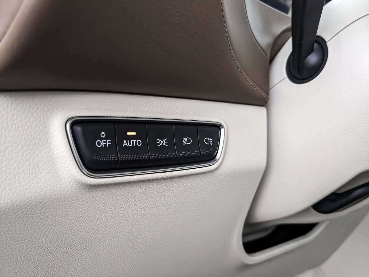 Voyah Free с пробегом — 2023 год. Фото: #23