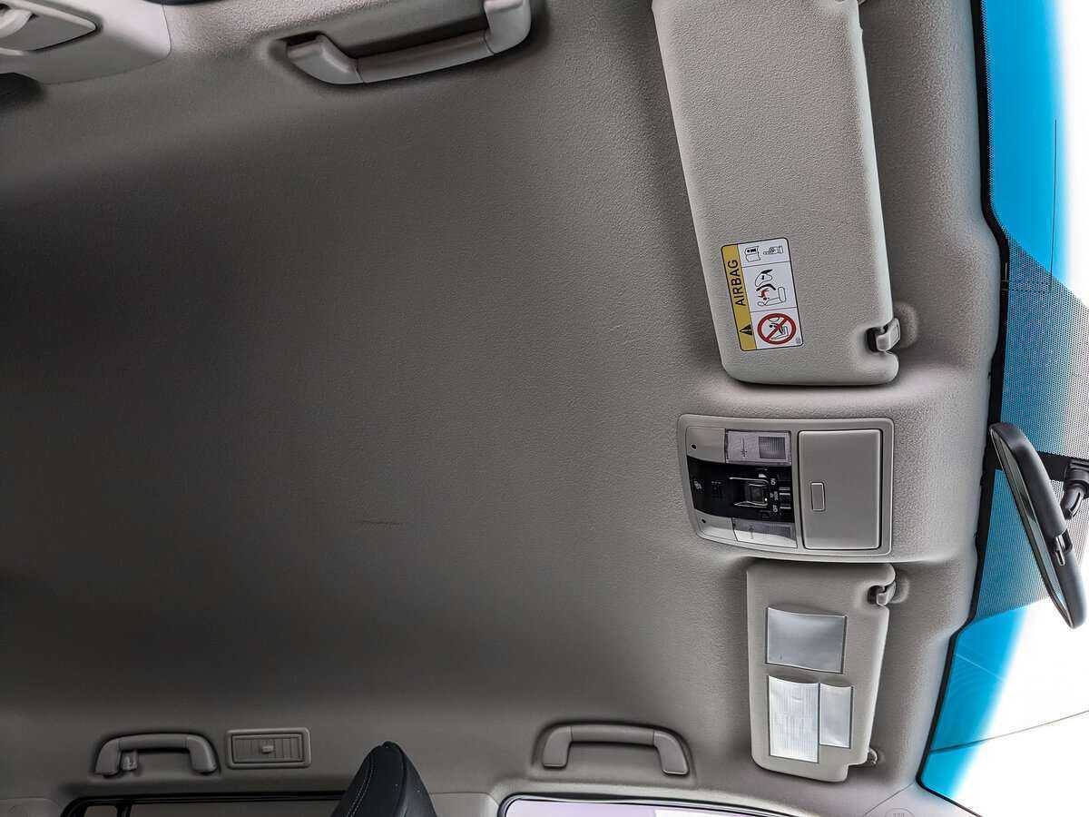 Toyota Land Cruiser Prado с пробегом — 2020 год. Фото: #19