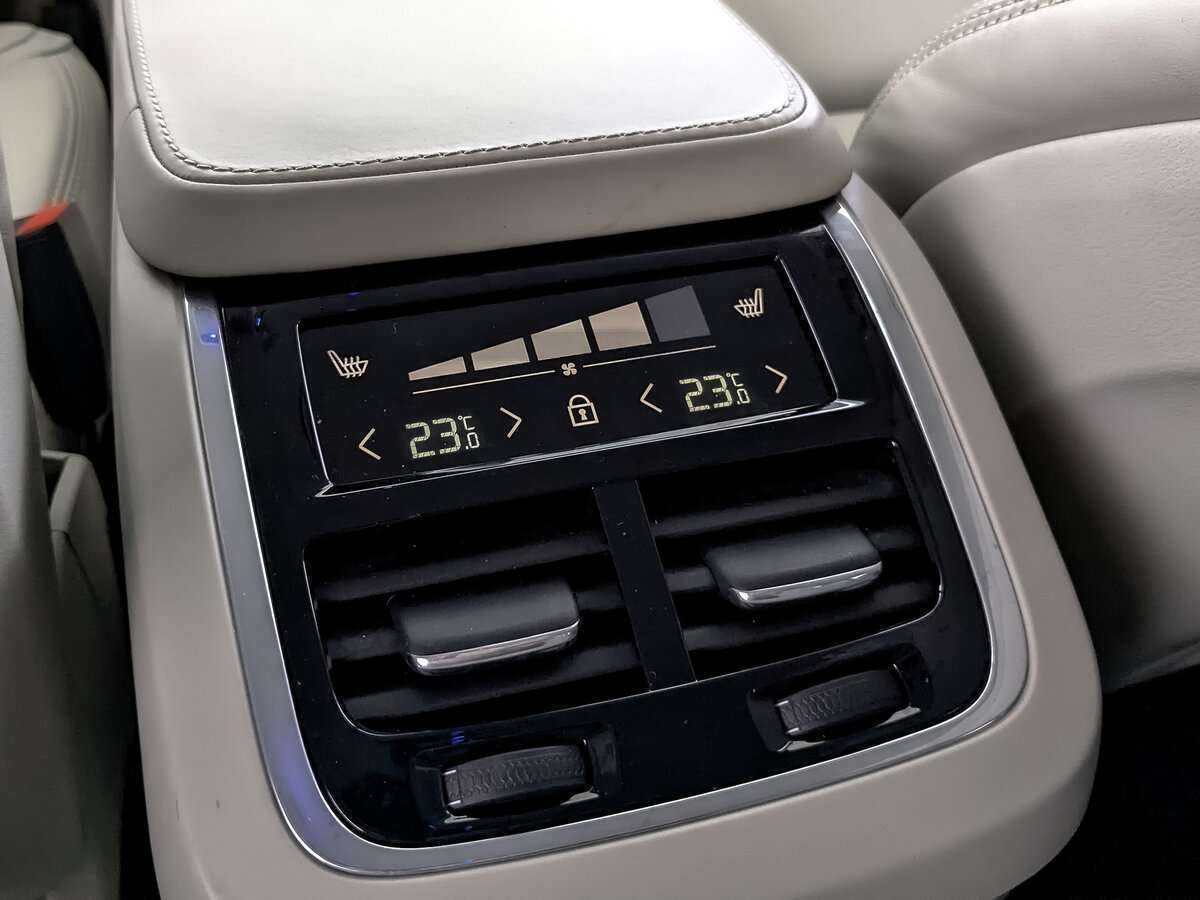 Volvo XC90 с пробегом — 2018 год. Фото: #26