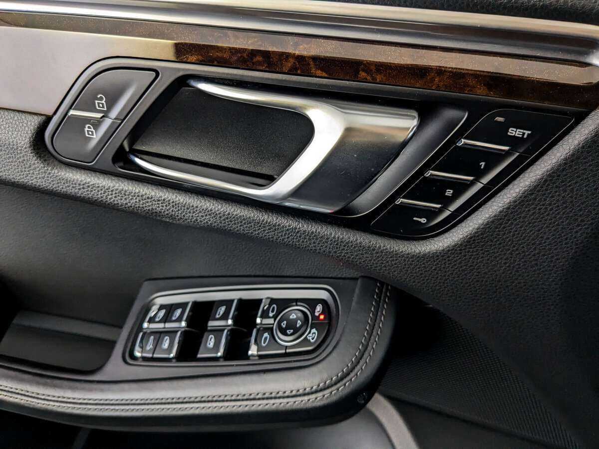 Porsche Macan с пробегом — 2019 год. Фото: #16