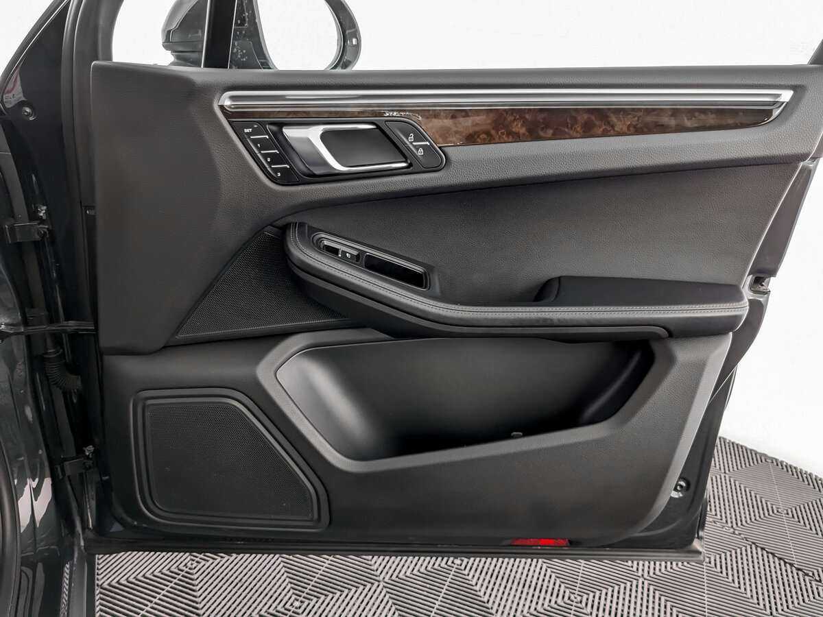 Porsche Macan с пробегом — 2019 год. Фото: #20