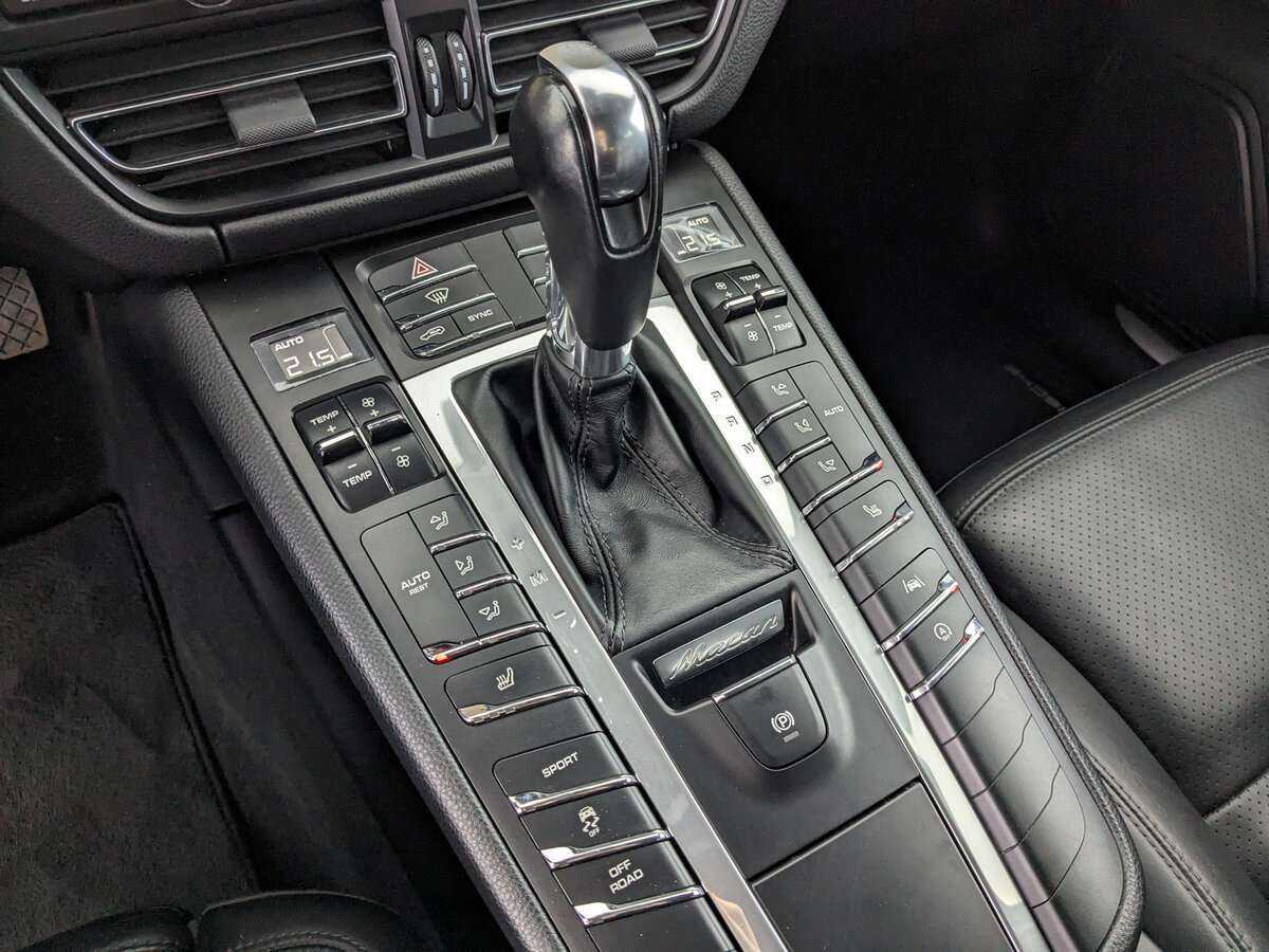 Porsche Macan с пробегом — 2019 год. Фото: #22
