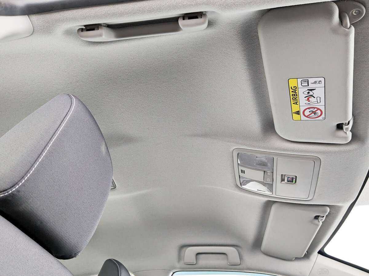 Toyota Corolla с пробегом — 2018 год. Фото: #20