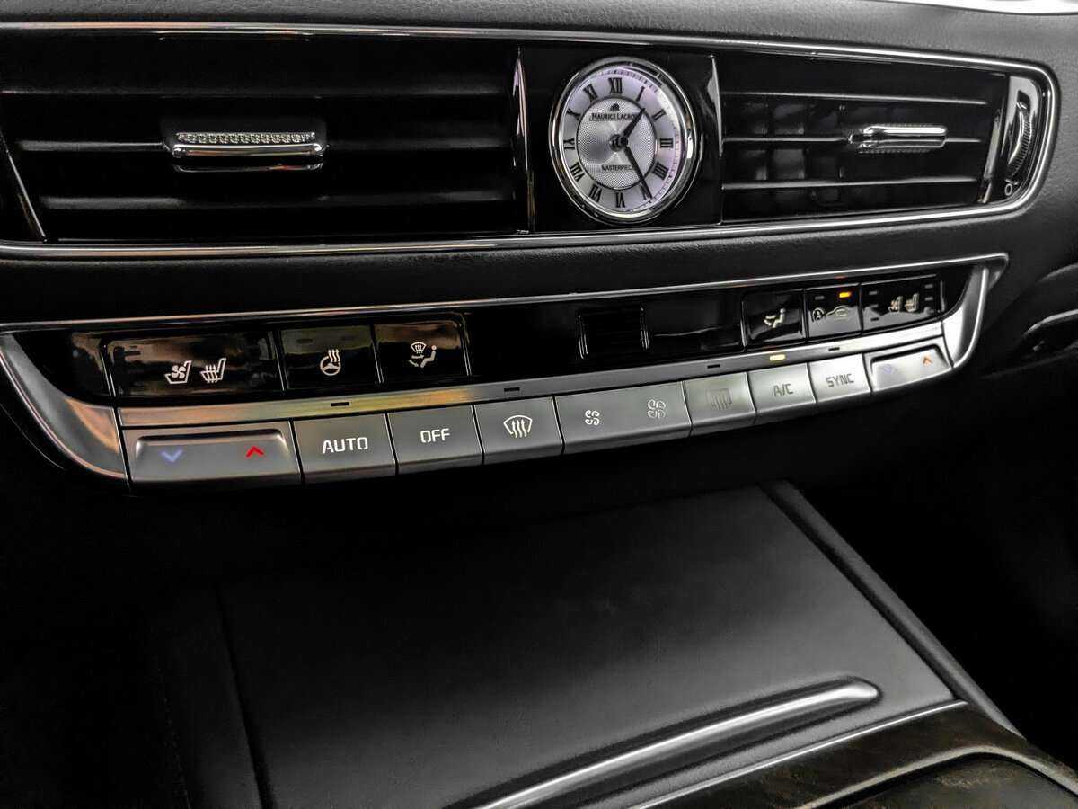 Kia K900 с пробегом — 2022 год. Фото: #22