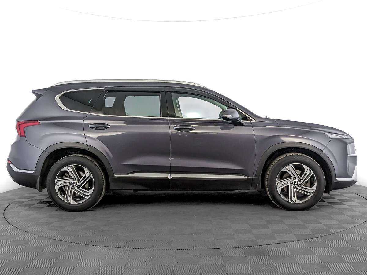 Hyundai Santa Fe с пробегом — 2021 год. Фото: #3