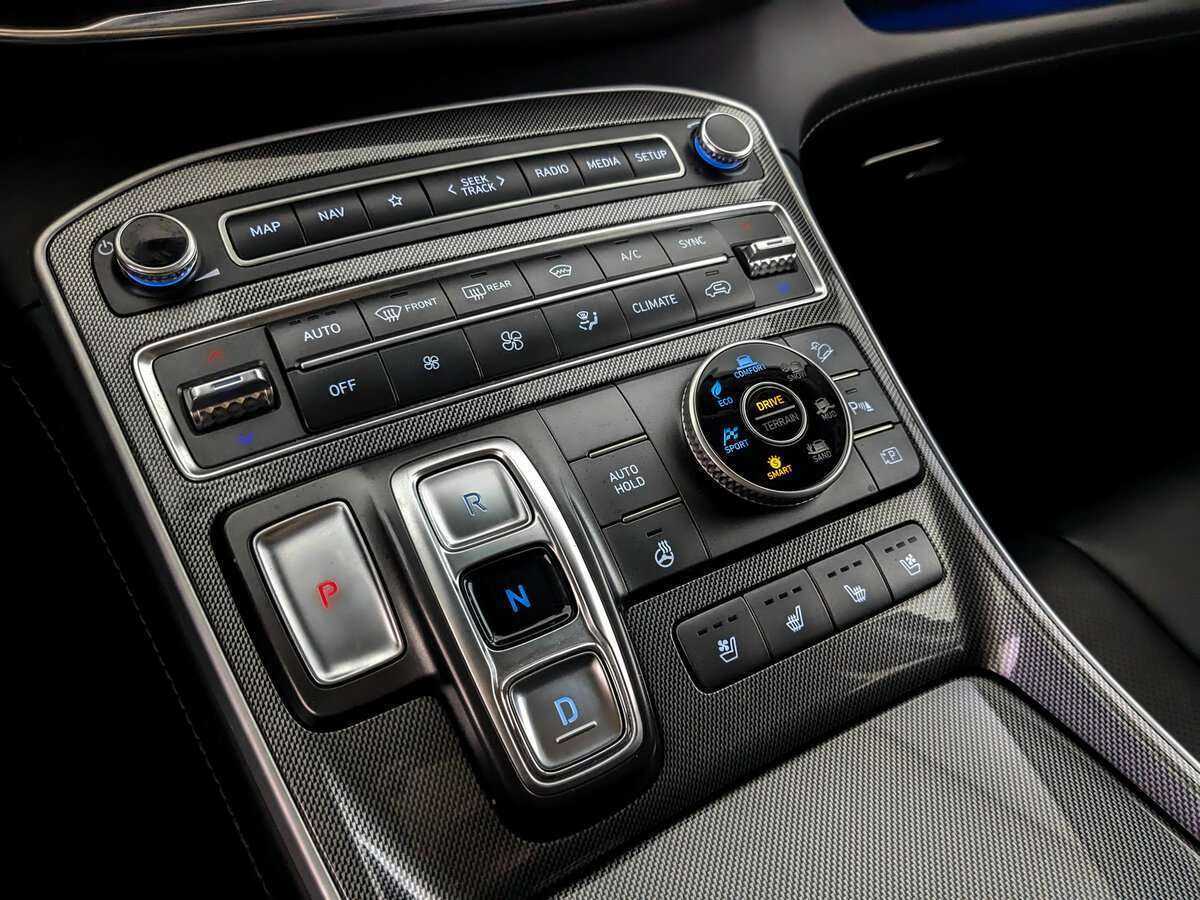 Hyundai Santa Fe с пробегом — 2021 год. Фото: #22