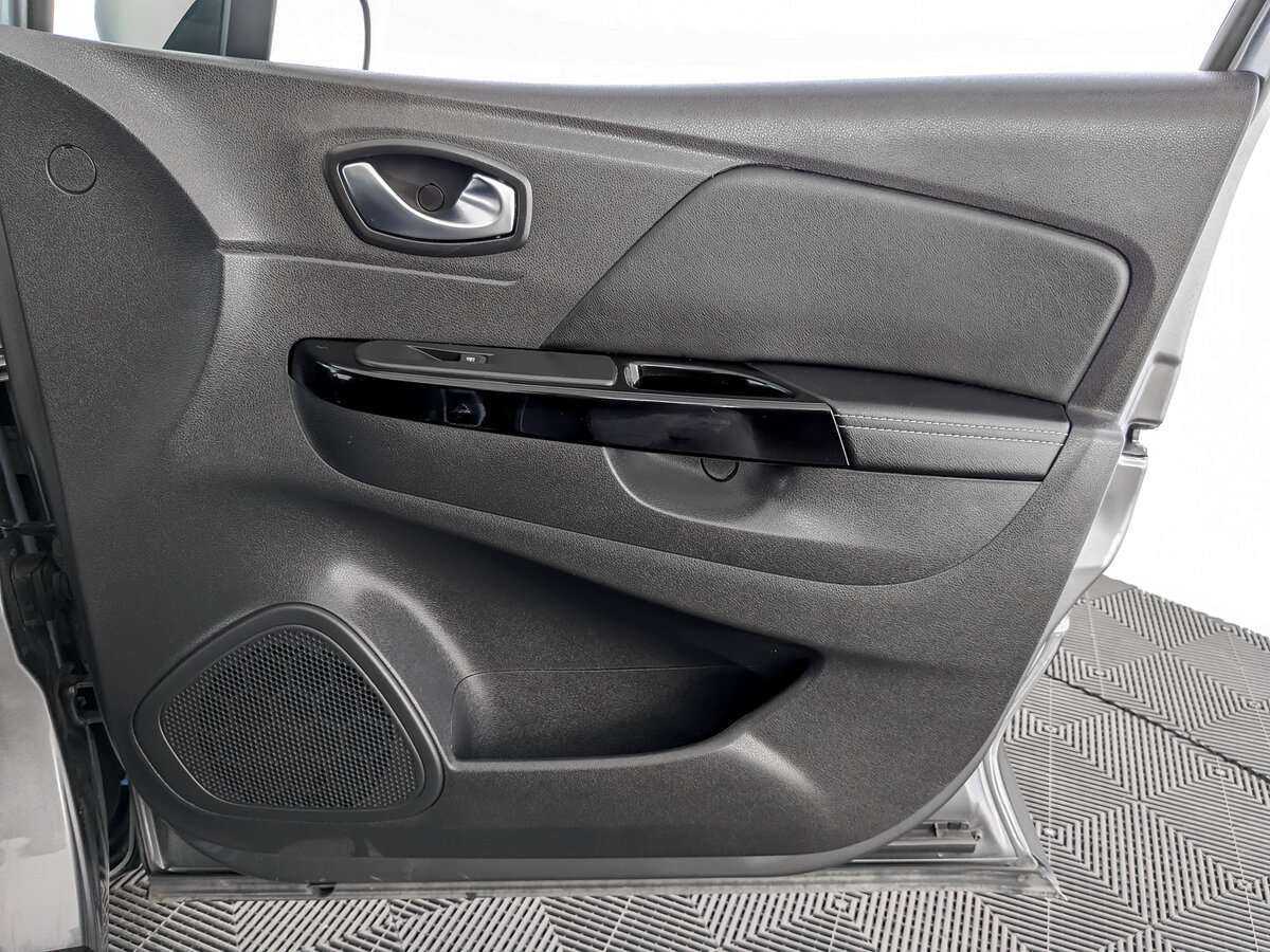 Renault Kaptur с пробегом — 2021 год. Фото: #19